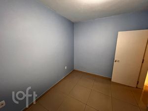 Image 10 - 882234