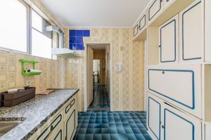 Image 9 - 882247