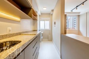 Image 4 - 882259