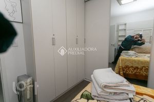 Image 3 - 882264