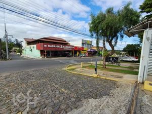 Image 49 - 882277