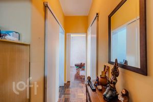 Image 15 - 882319
