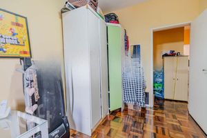 Image 9 - 882319