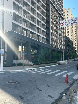 Image 15 - 882325