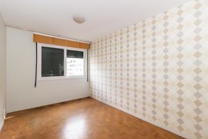 Image 13 - 882328