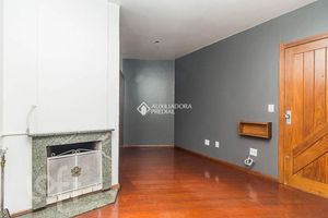 Image 15 - 882329