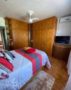 Image 8 - 882330