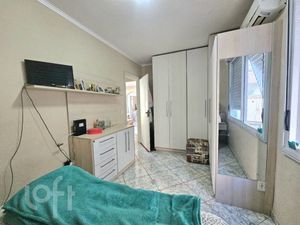 Image 1 - 882356