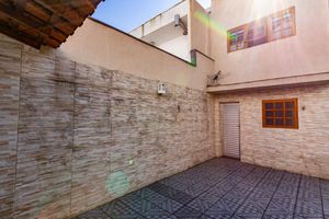 Image 71 - 882367