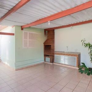 Image 9 - 882370