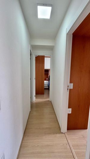 Image 10 - 882371