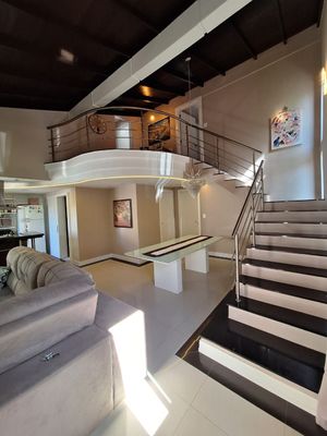 Image 4 - 882375