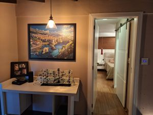 Image 15 - 882375
