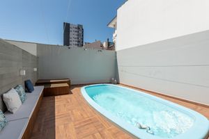 Image 6 - 882382