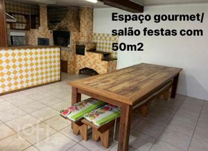 Image 9 - 882383