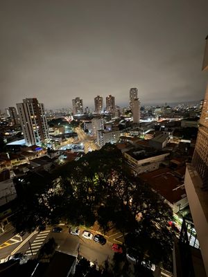 Image 1 - 882384