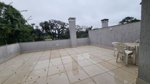 Image 17 - 882418