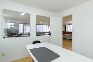 Image 9 - 882444