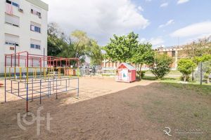 Image 3 - 882445