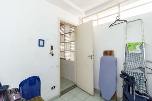 Image 38 - 882449