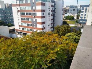 Image 35 - 882451