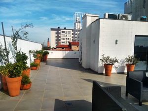 Image 33 - 882451