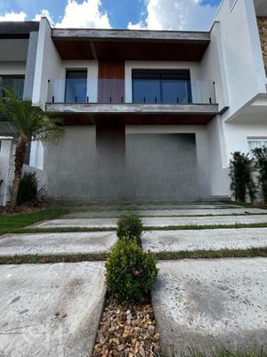 Image 29 - 882452