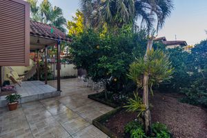 Image 46 - 882453