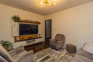 Image 4 - 882453