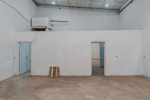 Image 21 - 882454
