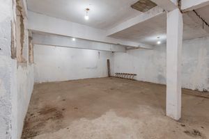 Image 8 - 882454