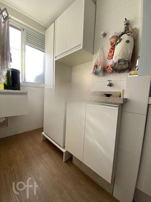 Image 6 - 882458