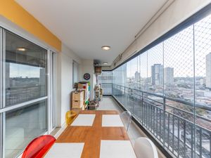 Image 2 - 882481