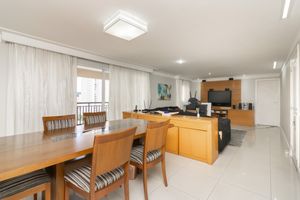 Image 1 - 882484
