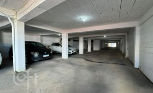 Image 8 - 882509
