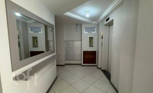 Image 9 - 882509