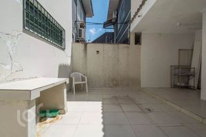 Image 36 - 882513