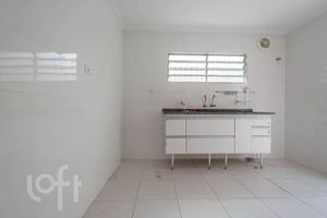 Image 7 - 882513