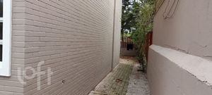 Image 3 - 882519