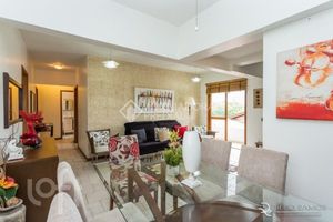 Image 33 - 882520