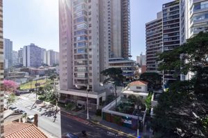 Image 2 - 882523