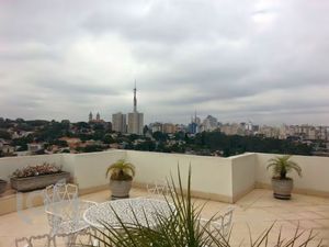 Image 1 - 882523