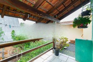 Image 16 - 882529