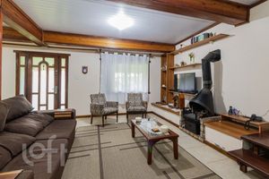Image 35 - 882529
