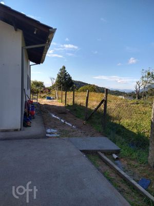 Image 2 - 882530