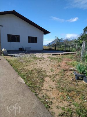 Image 1 - 882530