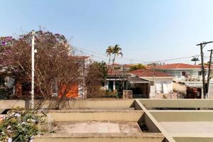 Image 16 - 882536