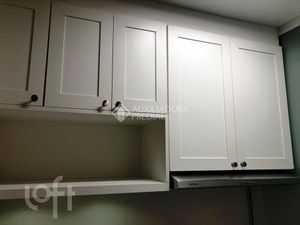 Image 9 - 882537