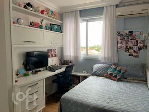 Image 4 - 882567