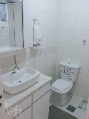 Image 11 - 882582